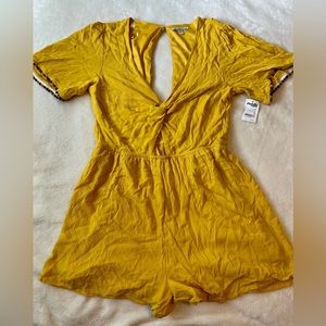 *NWT* Charlotte Russe Yellow Romper